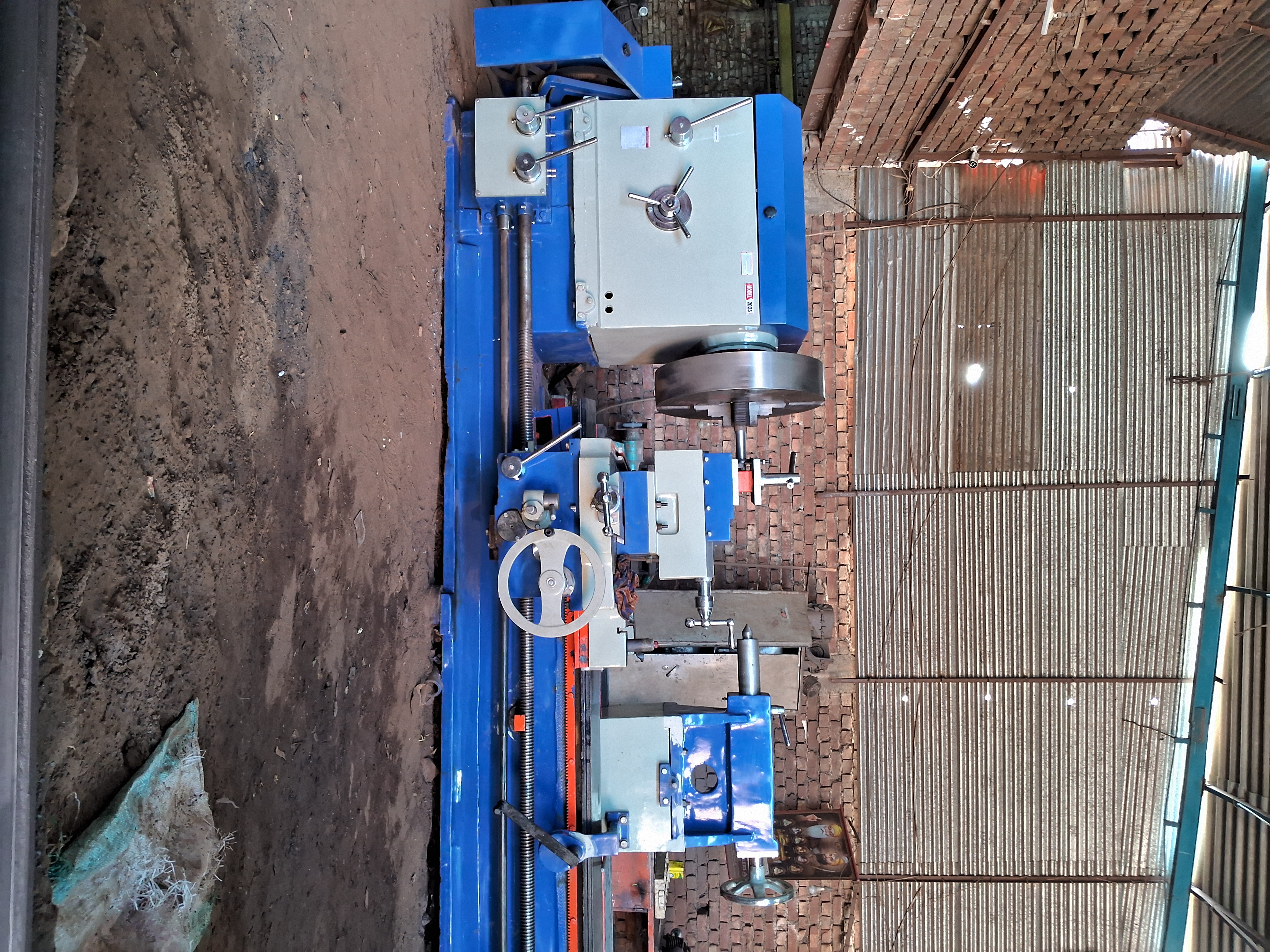 Heavy Duty Lathe Machine